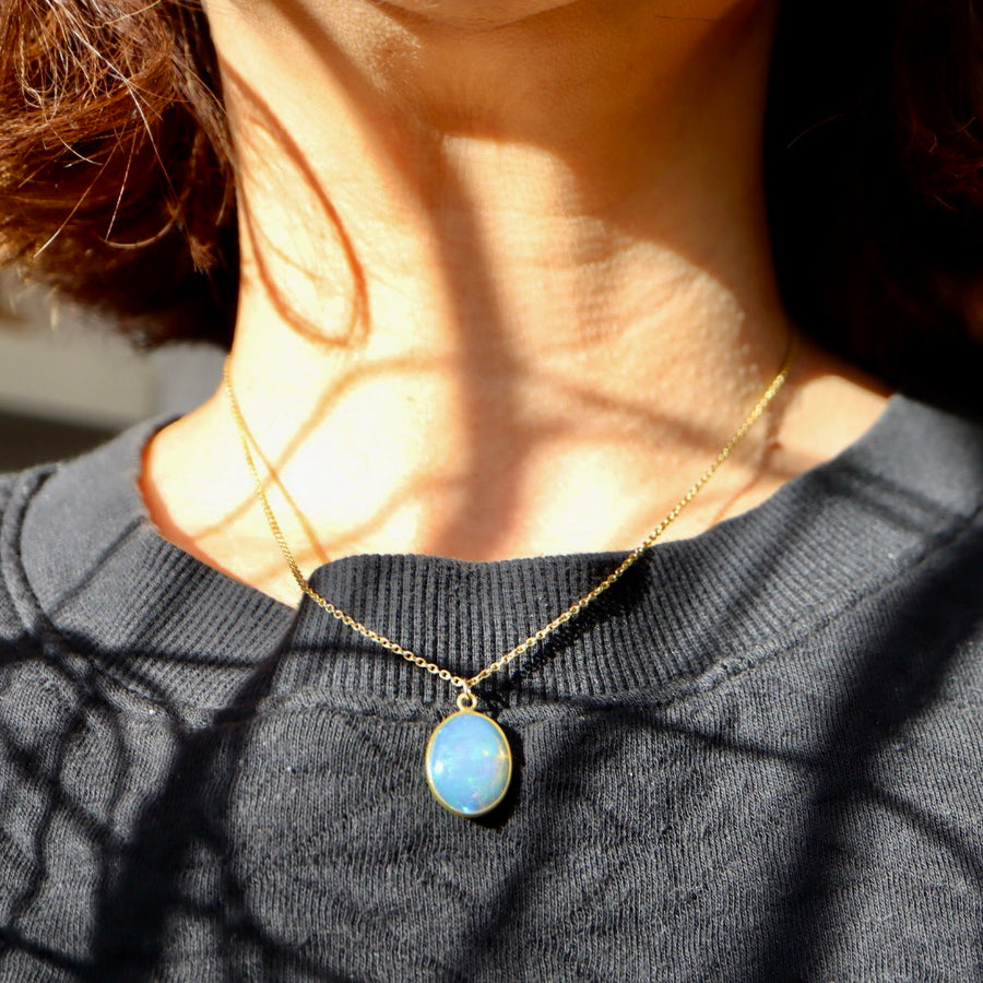 18K Gold Opal Necklace