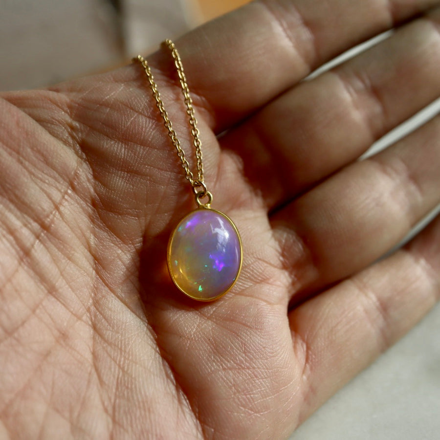 18K Gold Opal Necklace