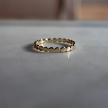 Kai Scalloped Ring